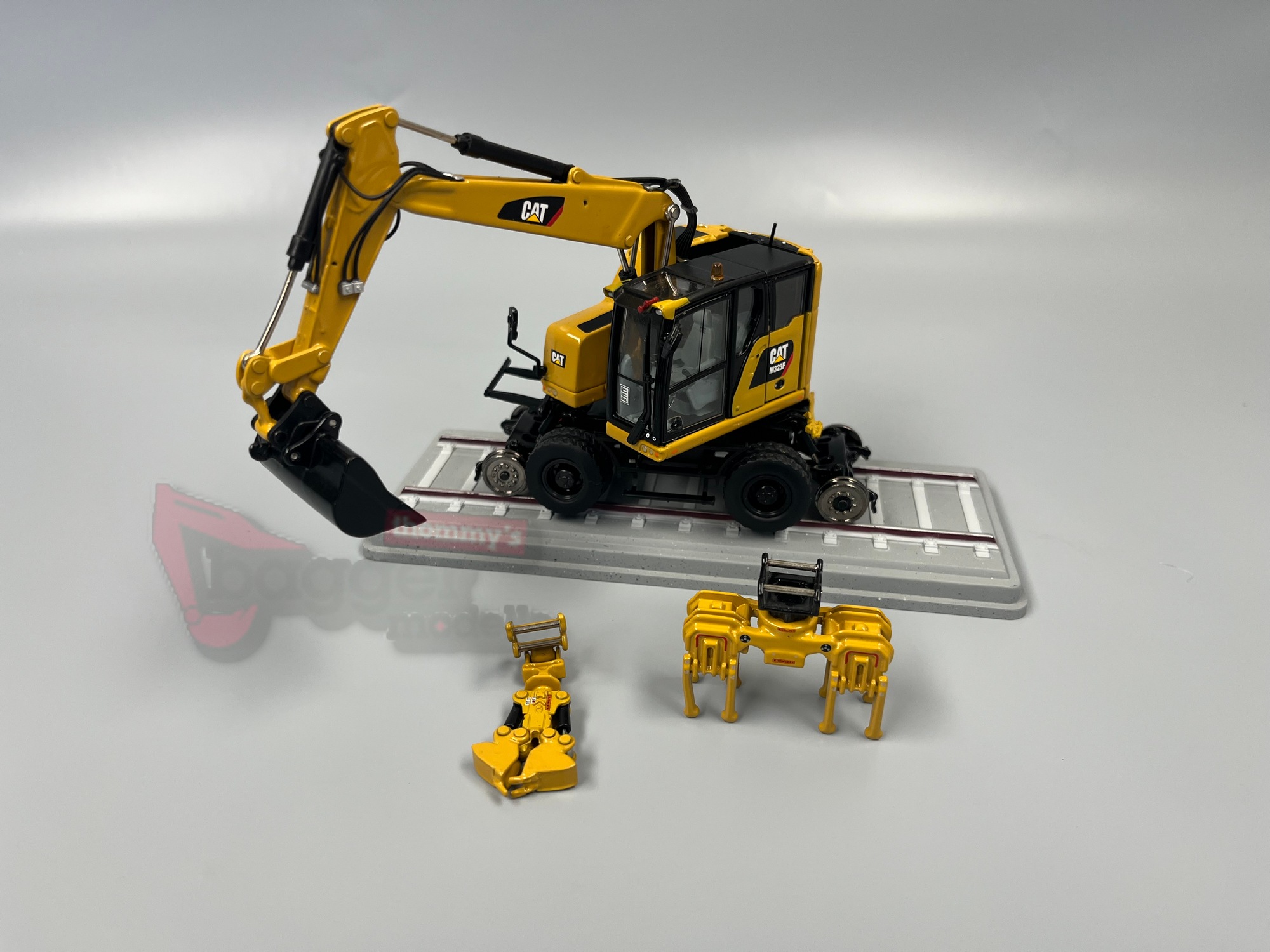 CAT 352 Hydraulikbagger Ultra High Demolition